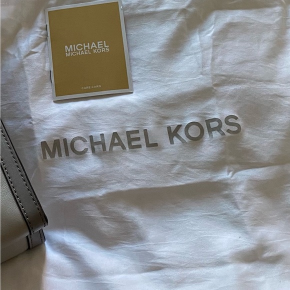 Michael Kors Grey Purse - Picture 3 of 10